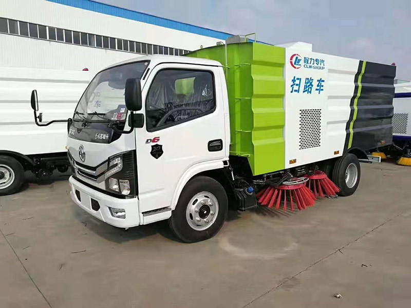 國六東風(fēng)多利卡掃路車