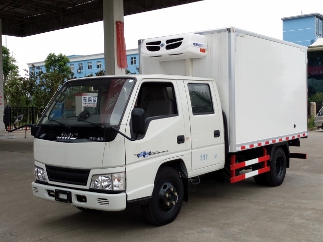 江鈴順達(dá)雙排冷藏車(chē)-廂長(zhǎng)3.3米