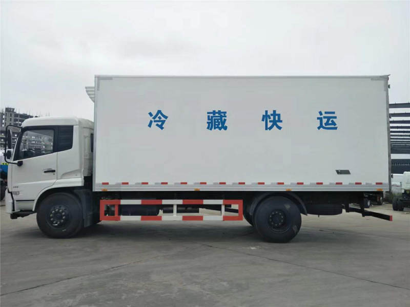 東風(fēng)天錦冷藏車-廂長6.6米