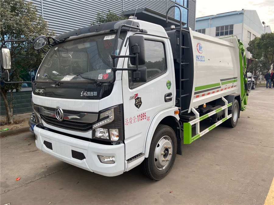 國(guó)六東風(fēng)凱普特K7壓縮式垃圾車
