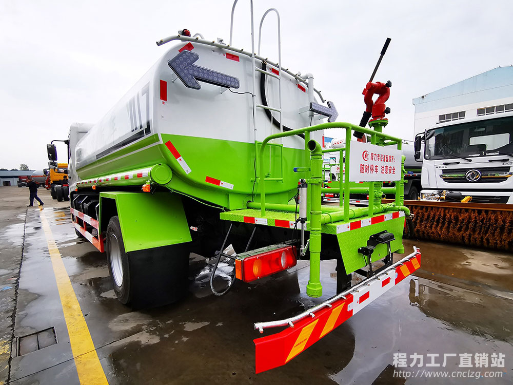 國六東風(fēng)天錦10方綠化噴灑車