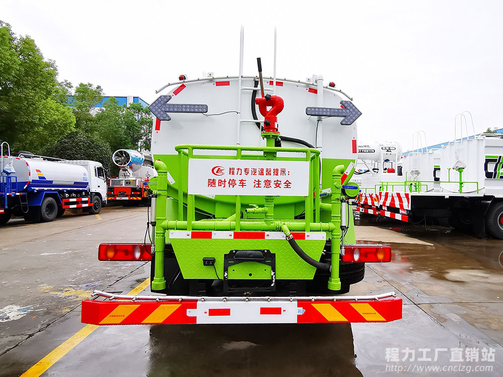 國六東風(fēng)天錦10方綠化噴灑車