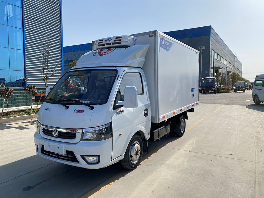 東風途逸國六冷藏車