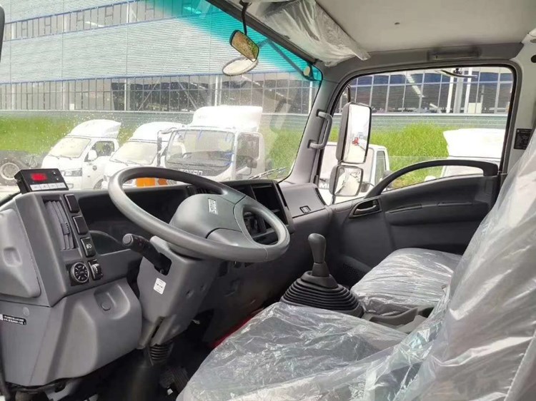 國六4米2五十鈴KV100藍牌冷藏車