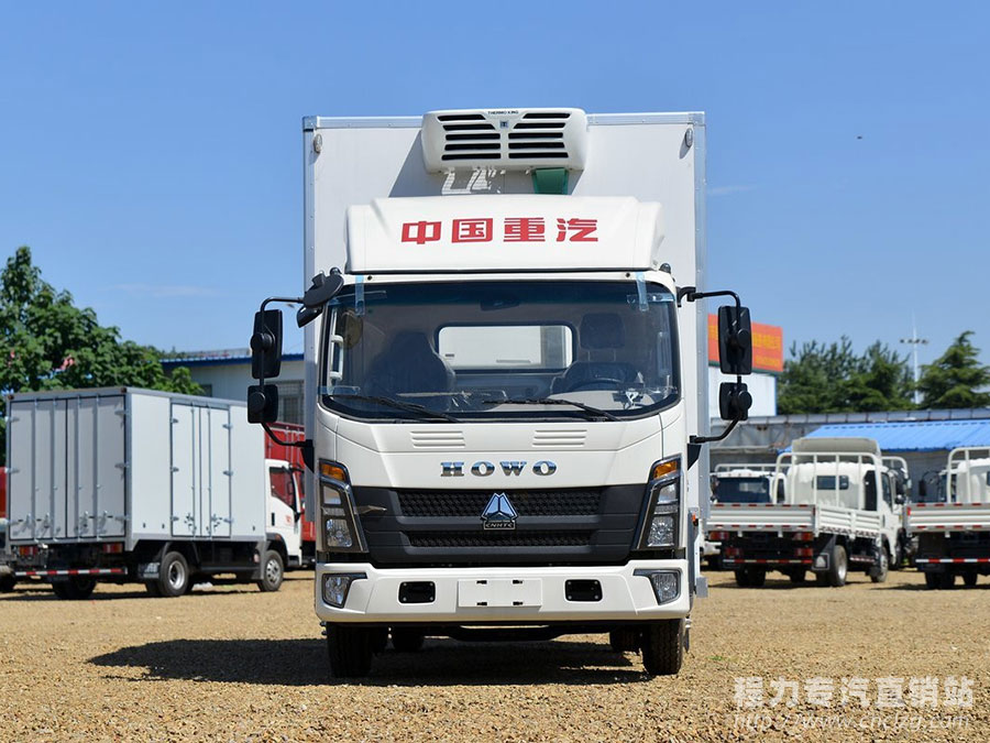 中國重汽HOWO 統帥 藍牌4.2米冷藏車