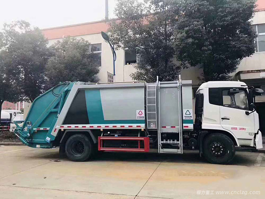 國六7方東風(fēng)天錦分類分撿垃圾運(yùn)輸車