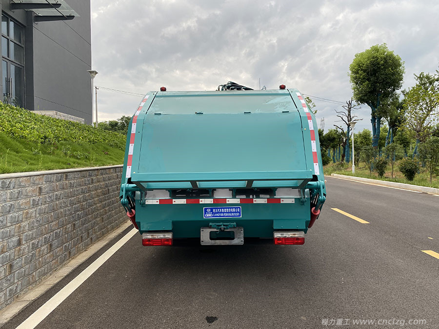 東風(fēng)純電動(dòng)8方壓縮垃圾車