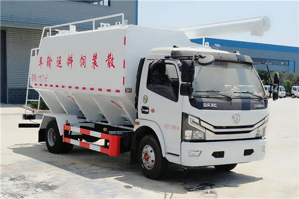 國(guó)六東風(fēng)多利卡12方散裝飼料運(yùn)輸車