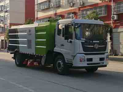 國六東風(fēng)天錦掃路車